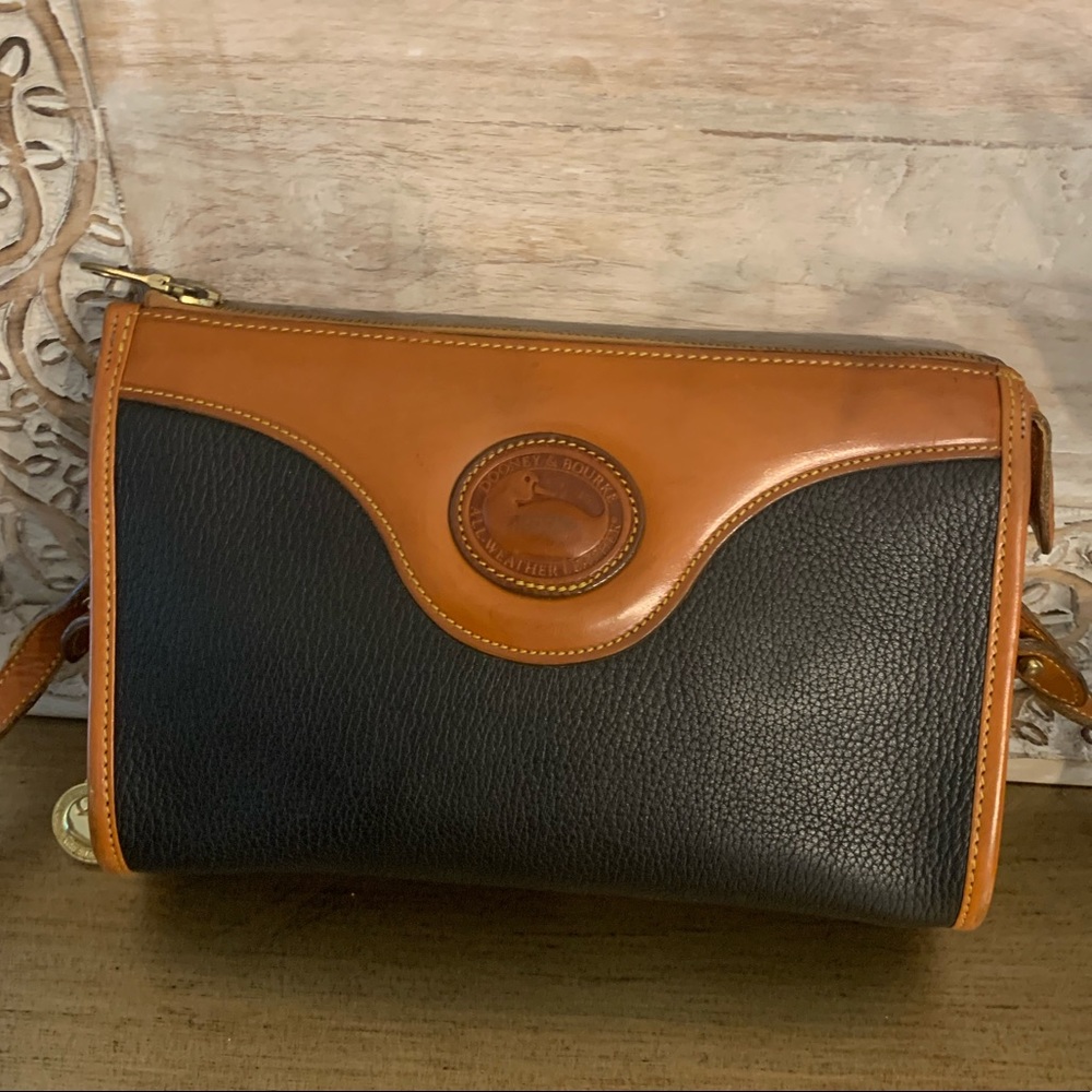Dooney & Bourke Cross body handbag
